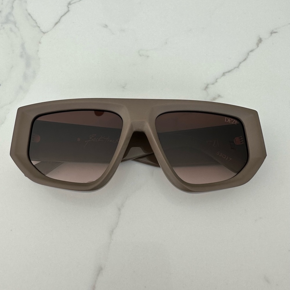 Dezi Backtrack Matte Stone Sunglasses